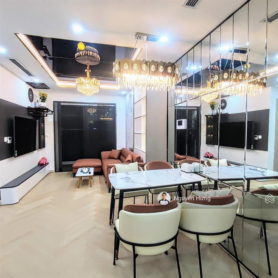 Cho thuê căn hộ 3pn 100m2, ban công hướng mát, nhà rộng đẹp  đủ đồ giá thuê 14 triệu/th