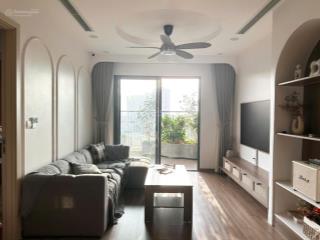 Gia đình cần bán căn 3pn sân vườn toà zen, ban công hướng đông, sổ đỏ cầm tay, view cực đẹp