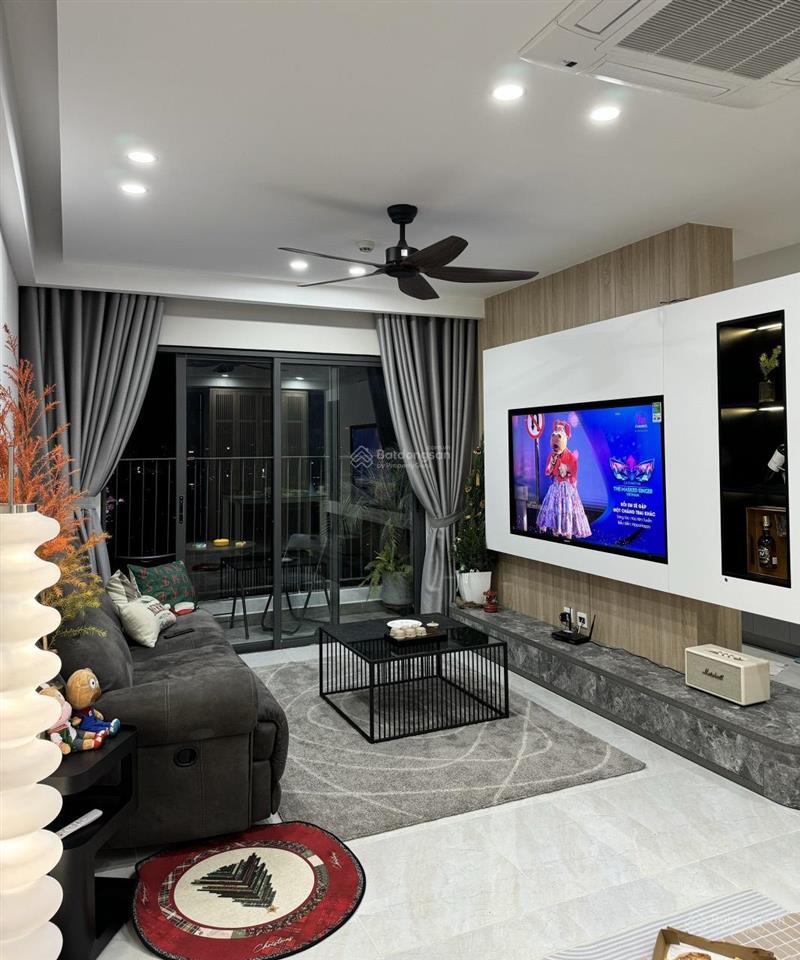 Bán chuyển đổi thấp tầng  bán căn 3 ngủ góc 115m2, nhà 3 phòng rộng đẹp, hướng đông nam