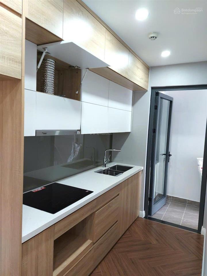 Cho thuê căn 2pn full đầy đủ nội thất | tầng 20 | view thoáng | 81m² giá chỉ 13 triệu