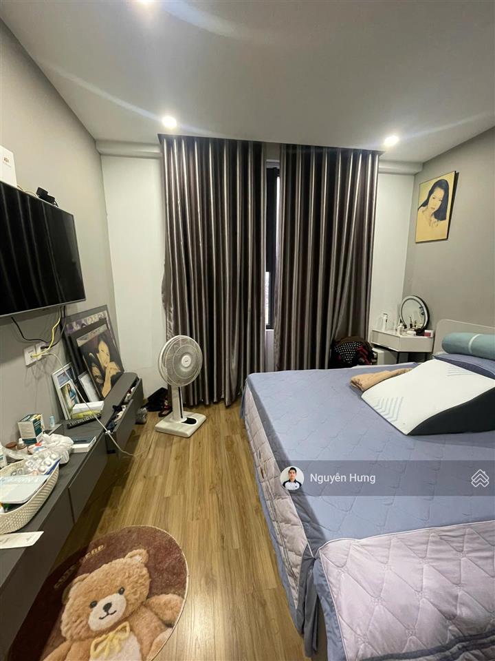 Mình bán căn góc 3pn tòa zen  tầng trung đầy đủ đồ, sẵn sổ giá 7.3 tỷ  hướng nam rất thoáng