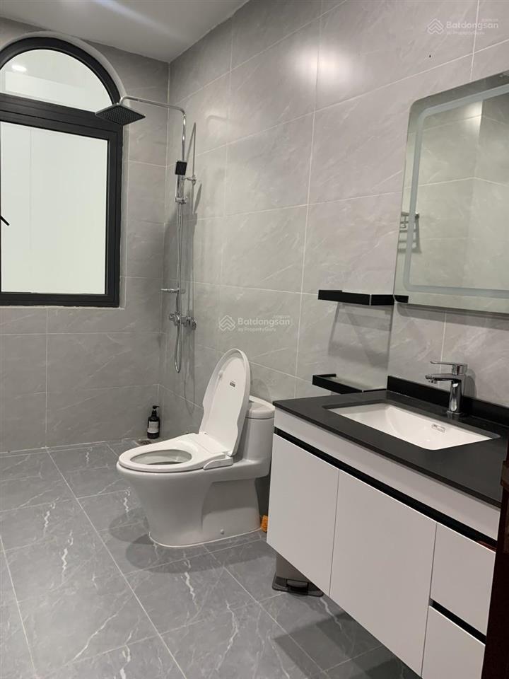 Cho thuê shophouse, hoàn thiện full, thang máy. giá 23 tr.  0909 044 ***