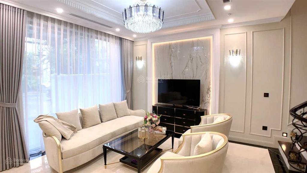 Cho thuê biệt thự để ở sát hồ, kế vincom, full đồ. giá chỉ 25tr/th.  0909 044 ***
