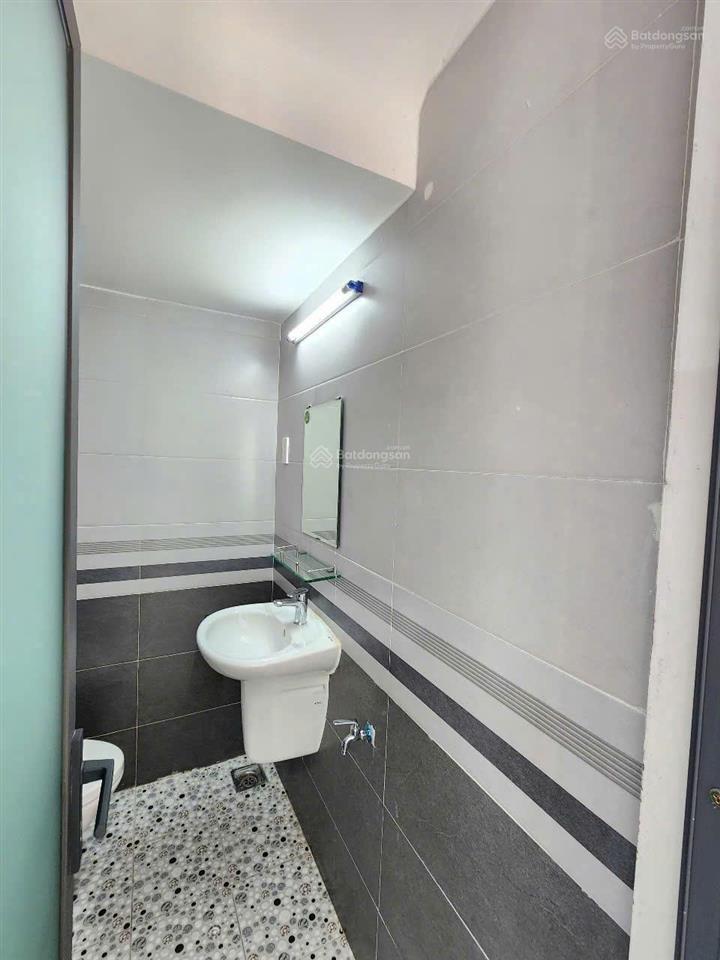 Bán nhà 5*16m, 1 trệt, 1 lầu. đối diện chợ an điền