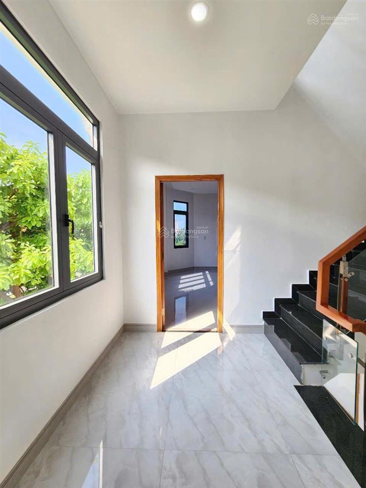 Bán nhà 5*16m, 1 trệt, 1 lầu. đối diện chợ an điền