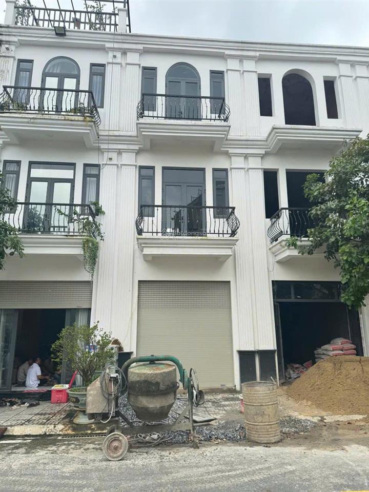 Bán nhà 5*16m, 1 trệt, 1 lầu. đối diện chợ an điền