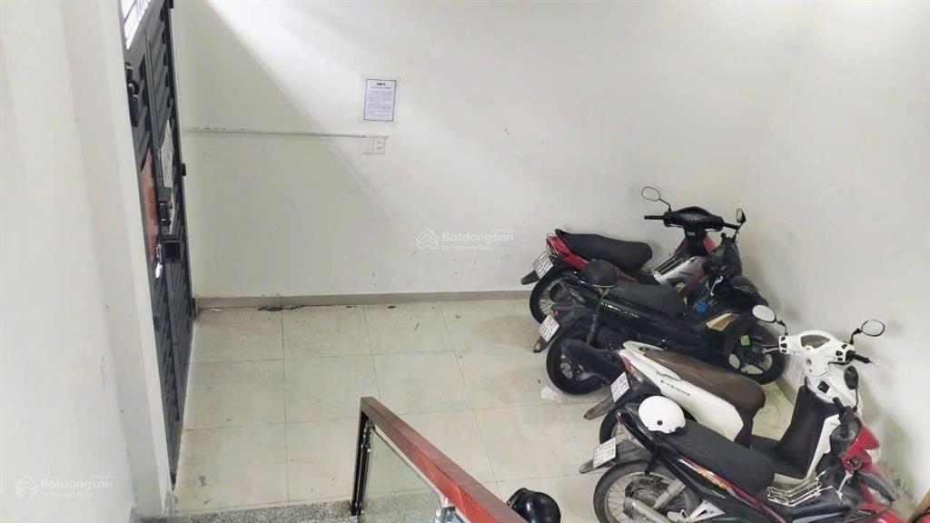 Bán chdv 3 tầng, đường 15 linh chiểu cách phạm văn đồng 40m, thu nhập 35tr, hoàn công chuẩn, pccc