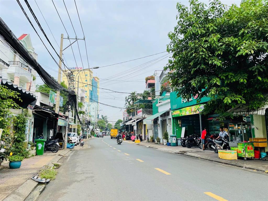 Bán mặt tiền đường trương văn thành, sổ vuông vức, gần ga metro