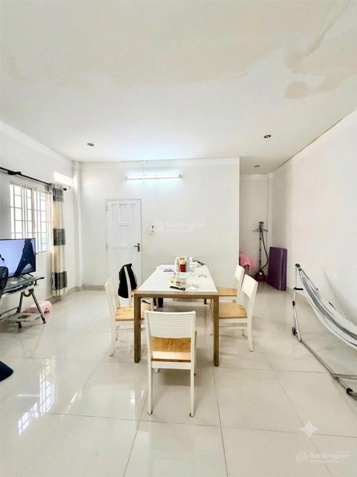 Giá tốt nhà 202m2 ngang~8m vuông vức, ô tô đậu trọn nhà, hẻm lê văn chí gần ga metro ngã tư thủ đức