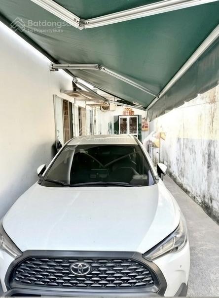 Giá tốt nhà 202m2 ngang~8m vuông vức, ô tô đậu trọn nhà, hẻm lê văn chí gần ga metro ngã tư thủ đức