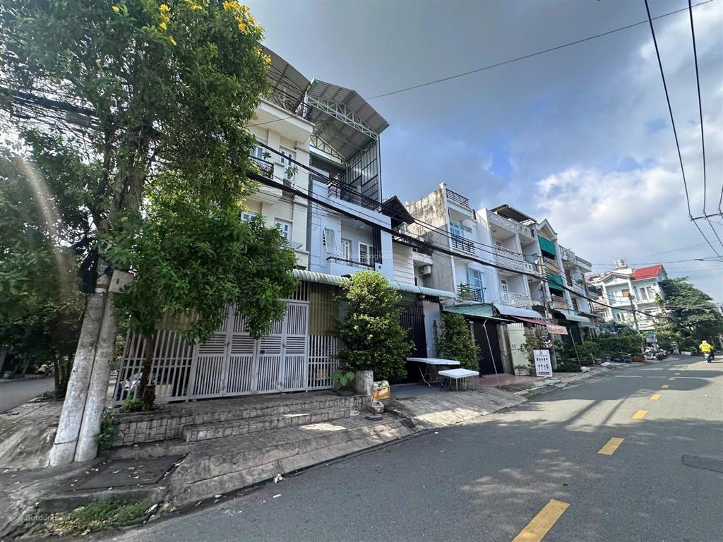 5x22  đất mặt tiền đường số 6 linh tây ngay phạm văn đồng, công nhận đủ, vuông vức