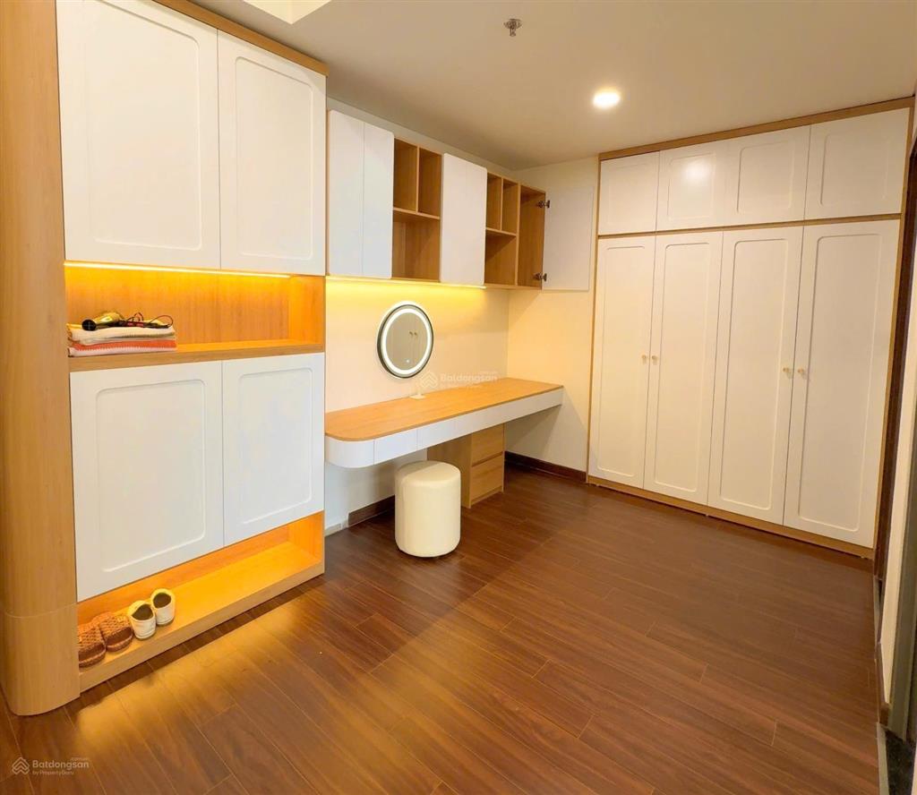 Bán căn studio tòa masteri h2 vinhomes oceanpark view hồ biệt thự