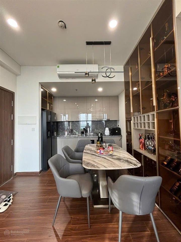 Cho thuê căn hộ 3pn cao cấp masteri h2 full đồ đẹp, khách chỉ xách vali vào ở