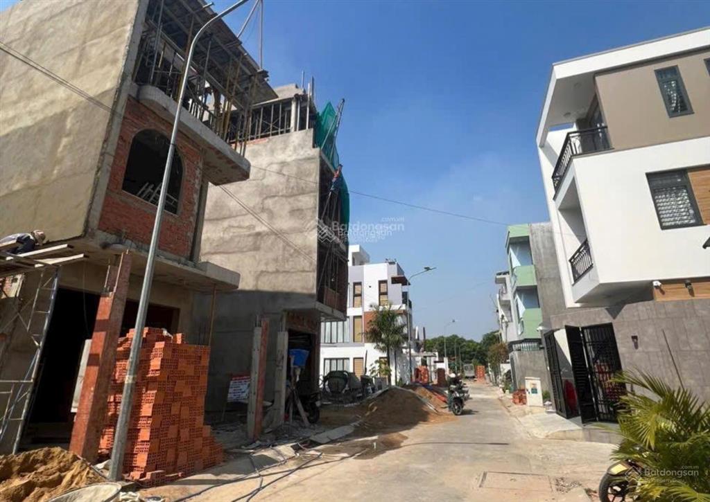 1 lô giá 3,55 tỷ dt 55m2 tại kdc nam cường  bình chiểu, thủ đức, mt tỉnh lộ 43  shr