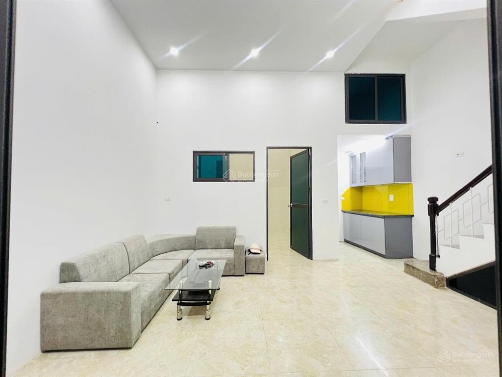 Bán nhà tôn thất tùng 42m2, mt 4.6m, ngõ thông kinh doanh, 8.6 tỷ