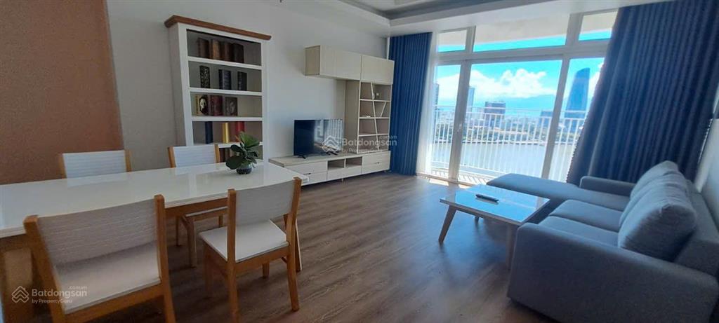 Bán ch azura 2pn 95m2 tầng cao , view sông hàn đà nẵng , nội thất mới cao cấp giá 9.5 tỷ  ms linh