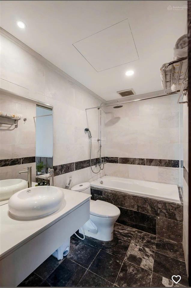 Hạ giá  bán gấp tòa khách sạn 3* góc 2mt đống đa  hải châu  giá cực tốt cho đt