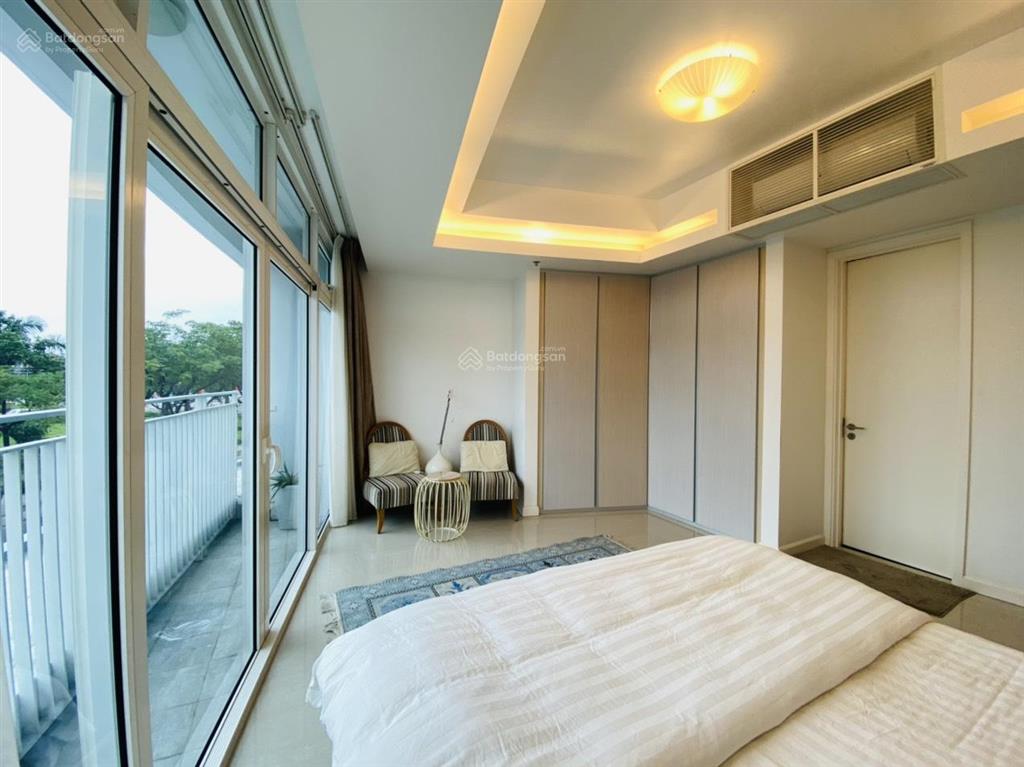 Cho thuê ch 2pn azura, dt 104m2, nội thất đẹp, tầng thấp, view sông hàn  ms linh 0911 299 ***