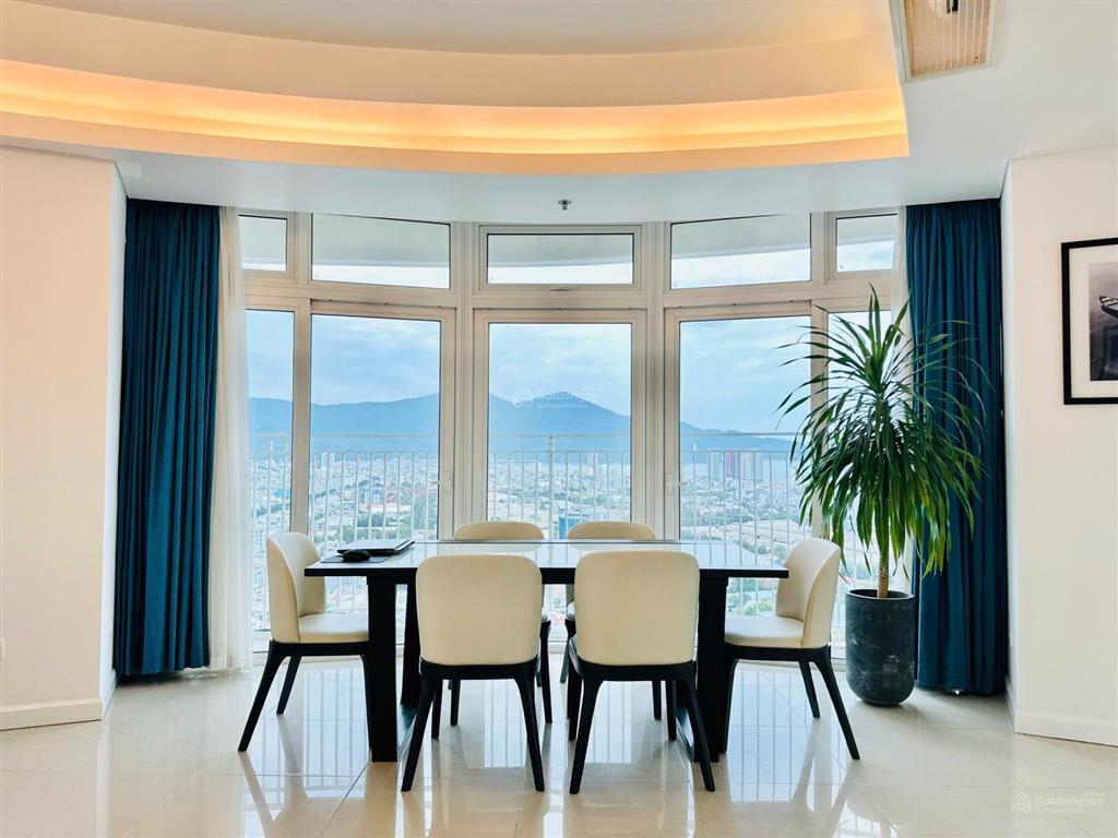 Cho thuê ch cao cấp azura, nt cao cấp, dt 152m2, loại 2pn, tầng cao view sông hàn.  ms linh
