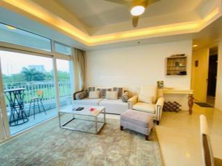 Bán ch azura loại 2pn dt 104m2, đầy đủ nội thất, tầng thấp giá hời thị trường 8,5 tỷ  ms linh