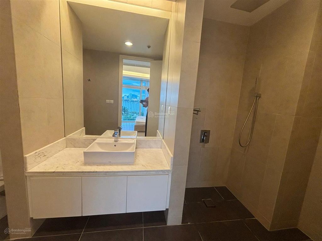 Cho thuê ch azura không nội thất, giá 20 triệu, dt 103m2, 2pn, 2wc, đà nẵng