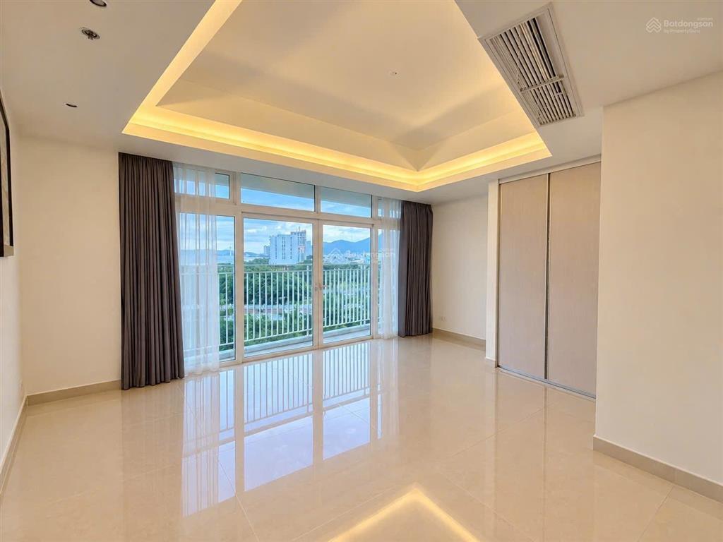 Cho thuê ch azura không nội thất, giá 20 triệu, dt 103m2, 2pn, 2wc, đà nẵng