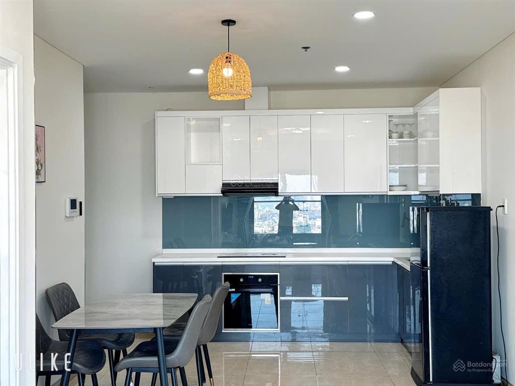 Cho thuê ch monarchy b, căn góc tầng cao, view sông hàn, cầu rồng, 3pn dt 100m2