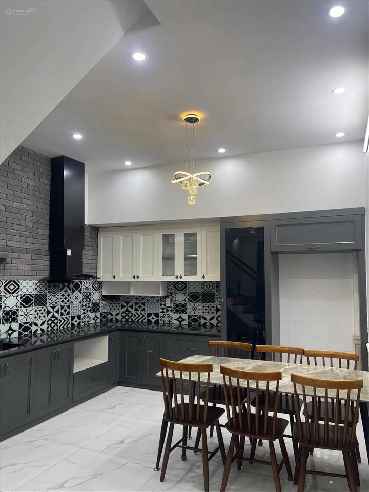 Nhà 4 tầng tại phương lưu, vạn mỹ  ô tô đỗ cửa ngày đêm