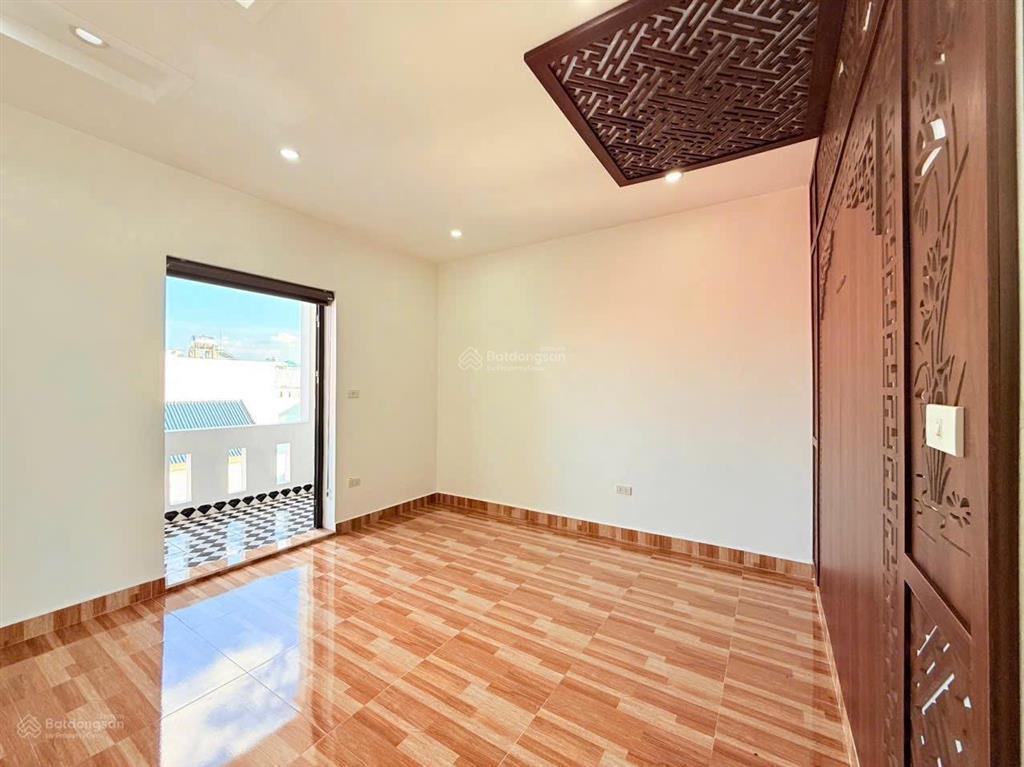 Nhà 4 tầng tại phương lưu, vạn mỹ  ô tô đỗ cửa ngày đêm