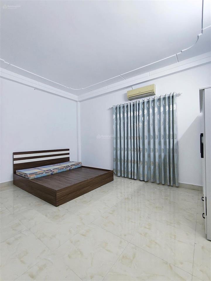 Bán nhà 3 tầng ngõ 389 đằng hải, hải an  ô tô đỗ cửa
