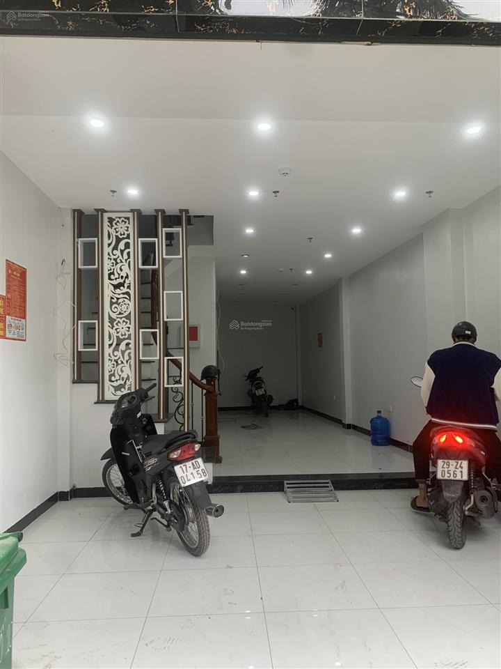 Bán nhà  lai xá  kim chung  hoài đức 50m2 6tầng mặt tiền 4,5 m giá 12,5tỷ