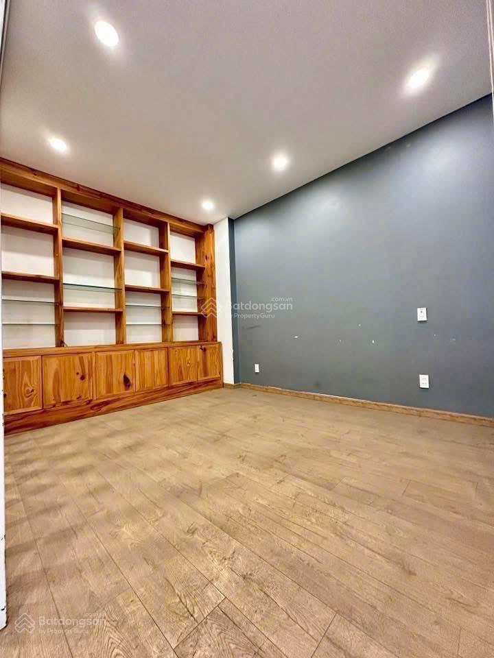 Bán nhà 3 tầng  hẻm 1/ lê đức thọ  151m2 (5.8m x 26m) giá tốt nhất khu vực  chỉ 85 triệu/m2