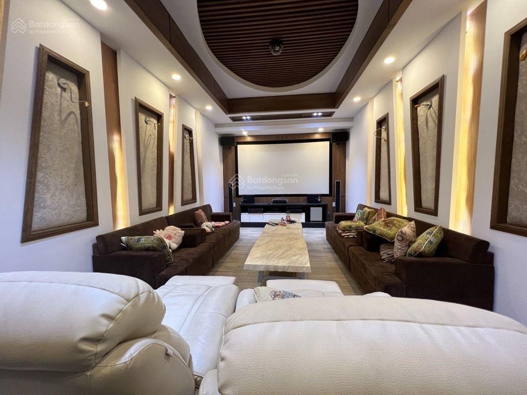 Bán biệt thự cao cấp giá tốt (359m2) ven sông  nội thất nhập khẩu  giá rẻ tìm chủ nhân mới