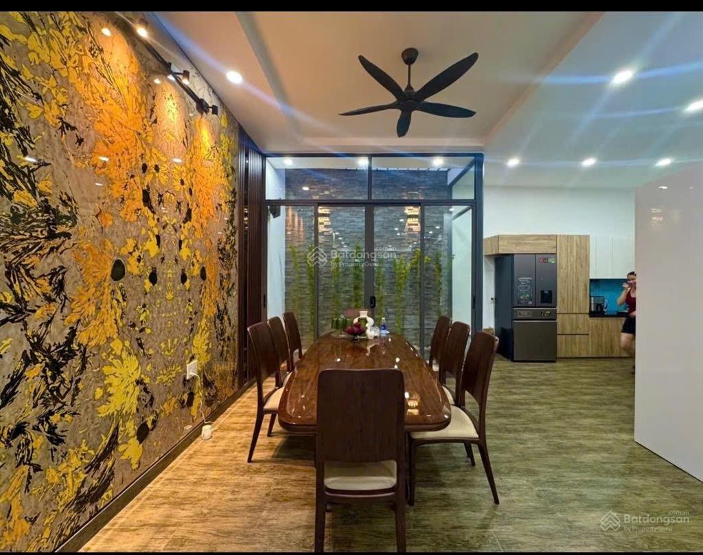 Giảm sốc biệt thự vila 155m2  3 tầng đường vườn lài an phú đông. đẹp cao cấp vào ở ngay