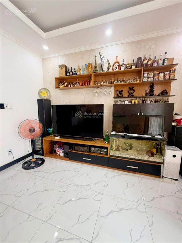 Nhà đẹp 3 tầng  80m2  ngang 6x14m  hậu giang  ô tô 2 chiều qua lại tấp nập  nhỉnh 19 tỷ
