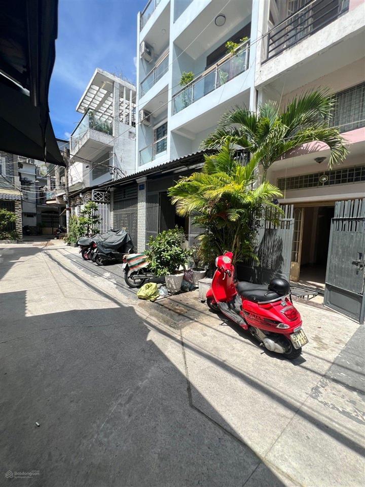 Hẻm xe hơi phạm văn chí  phường bình tiên  nhà 67m²  ở hay cải tạo, xây mới đều được  6 tỷ hơn