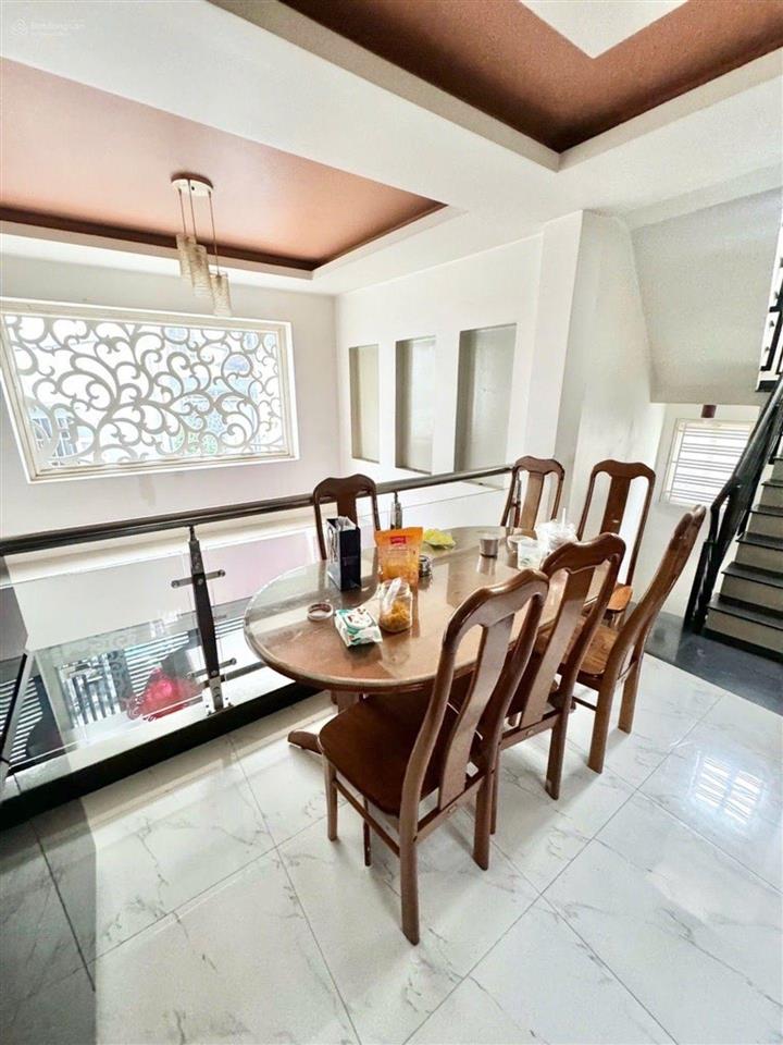 Bán nhà riêng 5 tầng, 34m², ngay nguyễn văn luông, phường bình phú, giá chỉ 4x tỷ