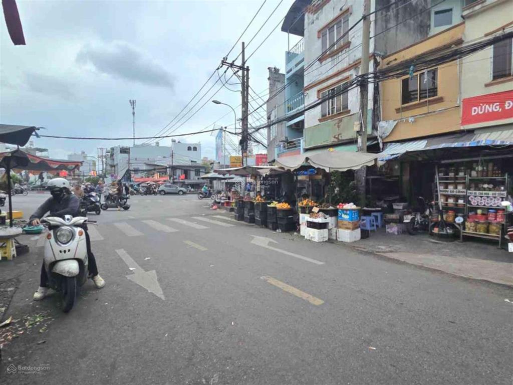 Bán mặt tiền kinh doanh ngay ba đình, phường chánh hưng, 42m², nhà cũ tiện ở, xây mới, chỉ 6.5 tỷ