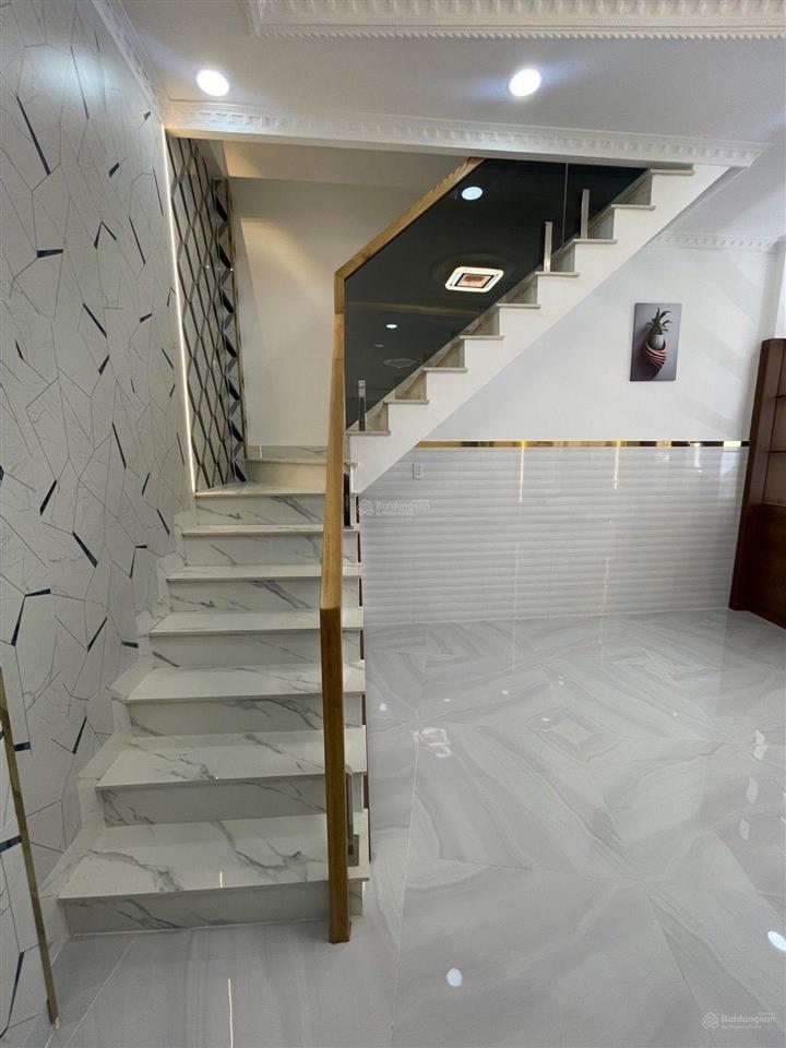 Gần chợ phú lâm q6  nhà 3 tầng an dương vương  4pn  47m2  ngang 5.5m  chỉ 4x tỷ