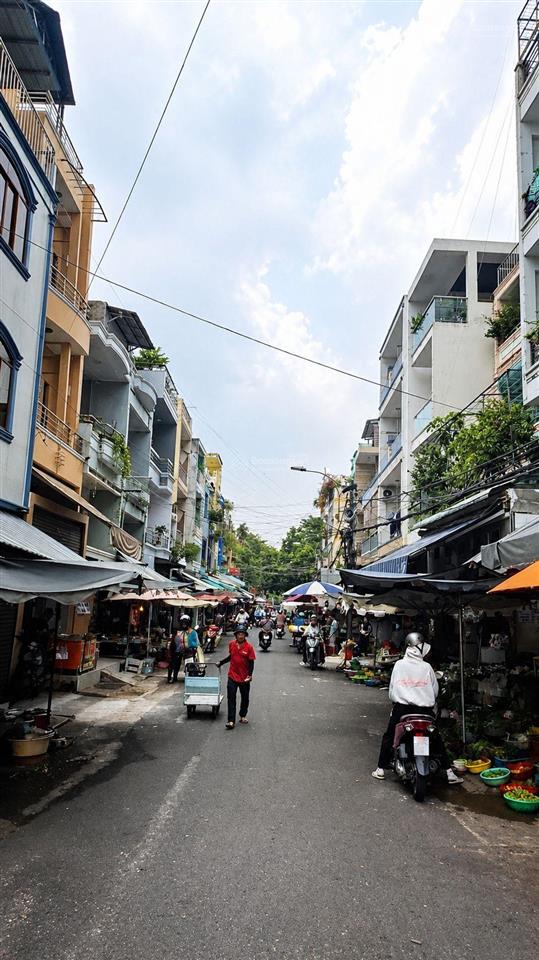 Mặt tiền chợ ngay cư xá phú lâm d, lý chiêu hoàng, quận 6 cũ, 4 tầng, 64m2, 4x16m, 17 tỷ hơn