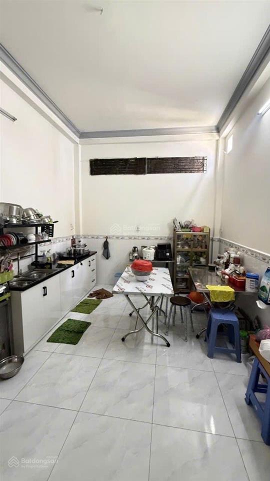 Ngay phố ẩm thực  khu tên lửa quận 6  nhà 3 tầng nở hậu  kinh dương vương  47m2  5,8 tỷ