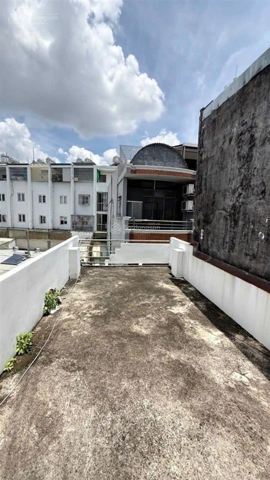 Ngay phố ẩm thực  khu tên lửa quận 6  nhà 3 tầng nở hậu  kinh dương vương  47m2  5,8 tỷ