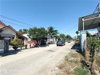 Đất mặt tiền đường nhựa rộng 10m giá tốt đầu tư, làm nhà vườn... cách trung tâm nha trang 17km