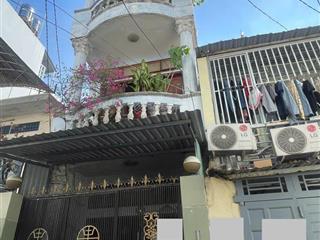 Bán nhà 3 tầng, 4pn 44m2 thống nhất, gò vấp, ngay bệnh biện hồng đức. hẻm xe hơi, giá chỉ 4,5 tỷ