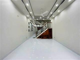 Bán nhanh nhà 2 tầng 3pn 60m2, hẻm xe hơi 4m. quang trung, gò vấp. giá chỉ 6.9 tỷ.  0901 100 ***