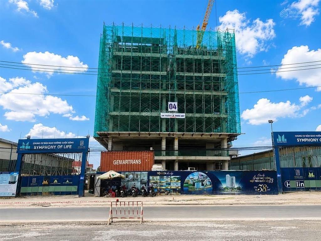 Bán căn symlife ql13 căn 2pn 70,6m2, tầng trung view landmark. giá bán chỉ 2.892tỷ bao gồm thuế phí