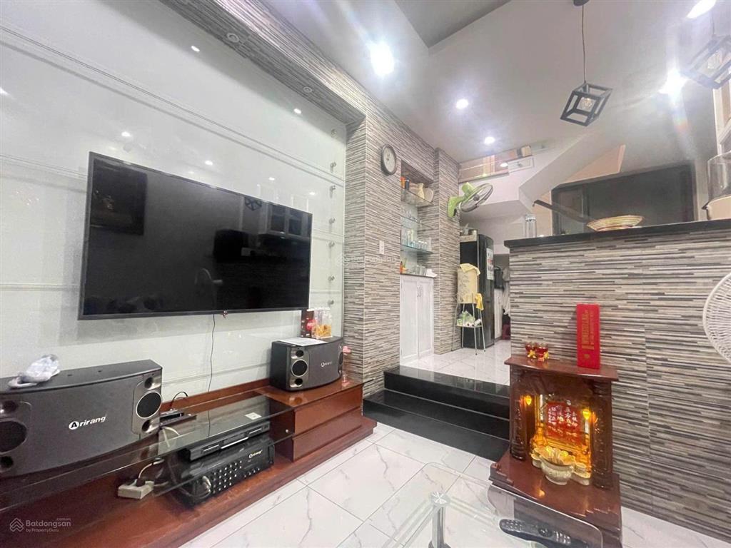 Bán nhà 4 tầng 3pn3wc lê văn thọ, ngay cv làng hoa. giá chỉ 4,990 tỷ. pháp lý chuẩn, hoàn công đủ