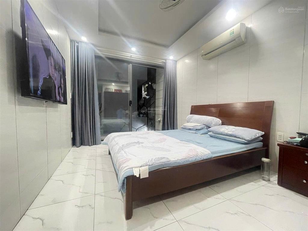 Bán nhà 4 tầng 3pn3wc lê văn thọ, ngay cv làng hoa. giá chỉ 4,990 tỷ. pháp lý chuẩn, hoàn công đủ