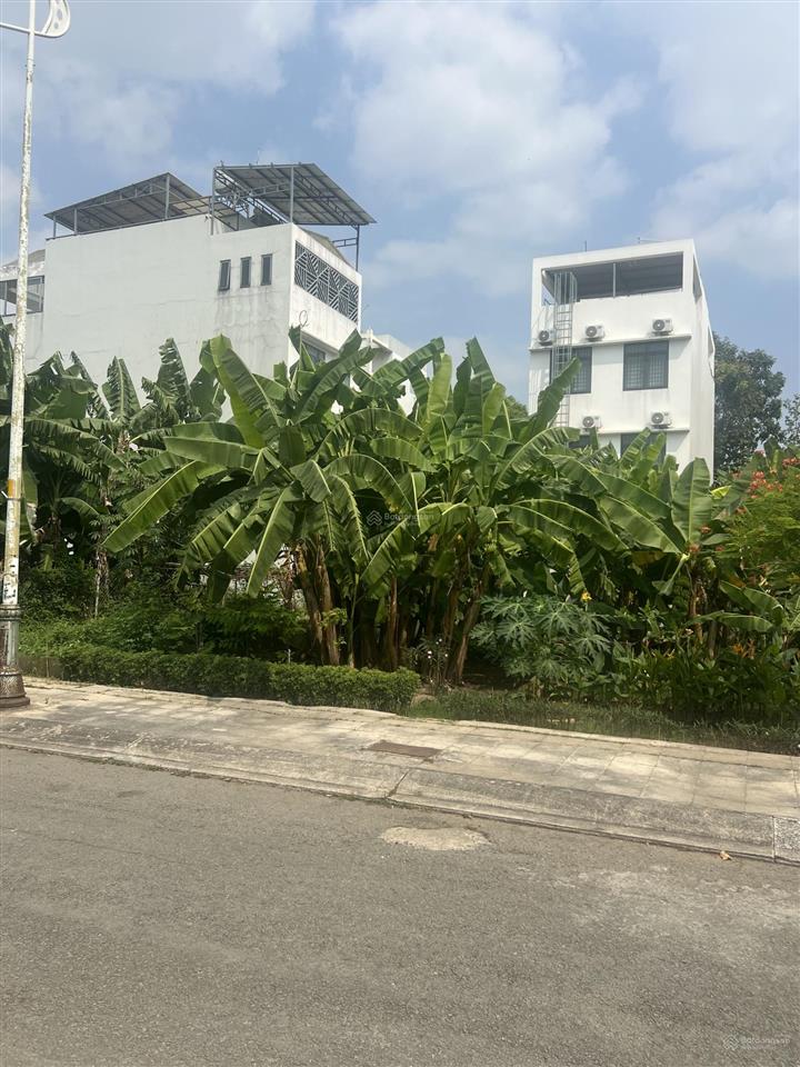 Nền 6x20m(120m2)shr. giá 13.6 tỷ khu đông thủ thiêm cách đỗ xuân hợp 100m