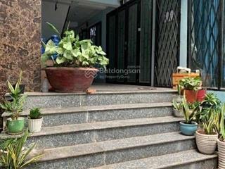 Bán căn hộ dịch vụ 89p,mặt tiền ,diện tích 316n2,khoán gọn 5 tỏi /năm, phú thọ hòa